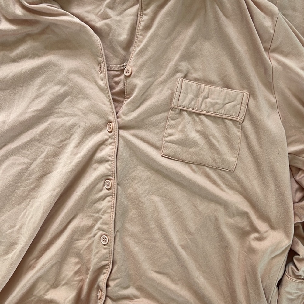 Pink button down pajama set Large - Picture 5 of 5